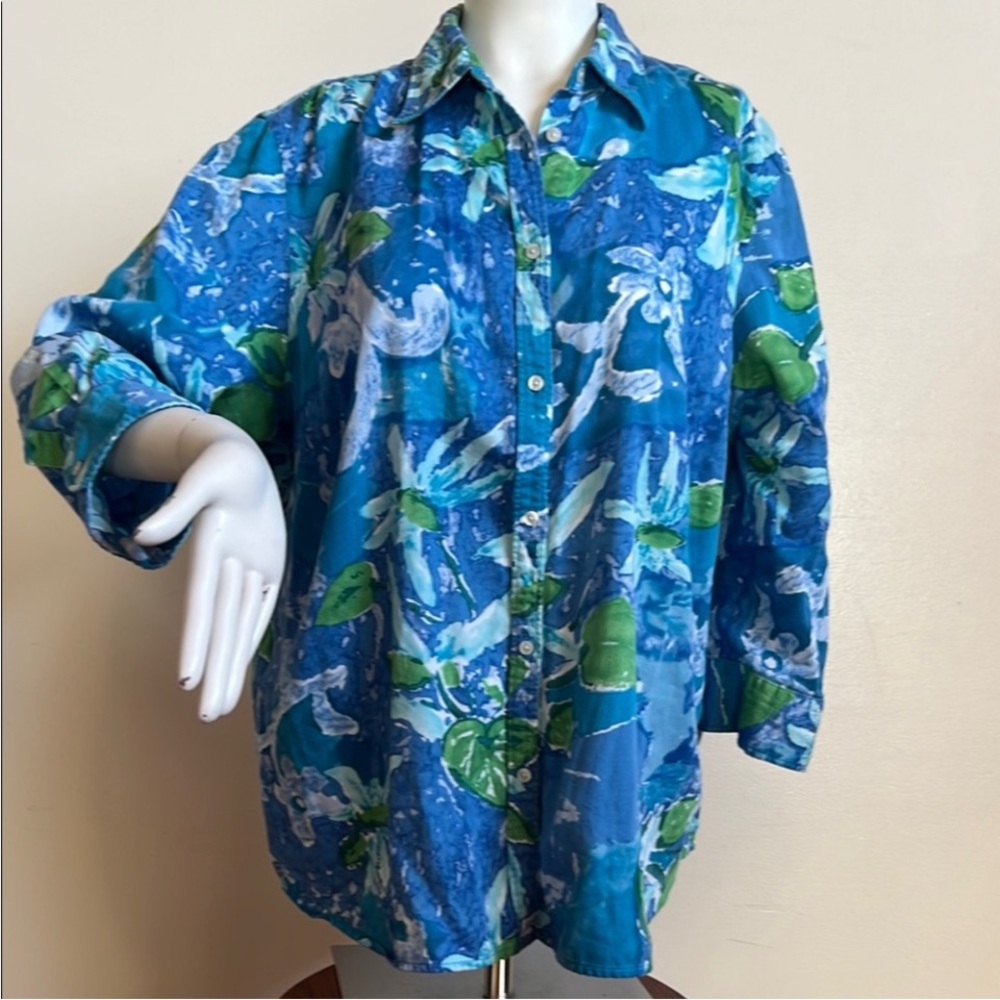 Chaps floral button down Blue and Green Cotton Shirt